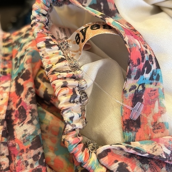 EyeShadow Vibrant Print Dress | SIZE M - Picture 5 of 5